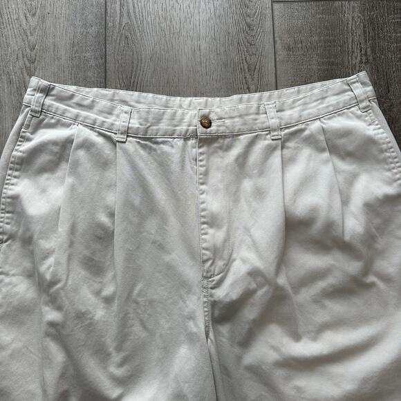 Brooks Brothers Men's Pleat Front Chino Shorts Size 36 Inseam 8" Classic Preppy - Picture 2 of 6